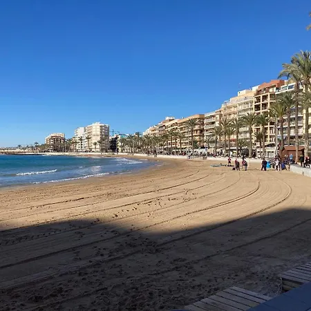 Family 3 - Del Cura Apartament